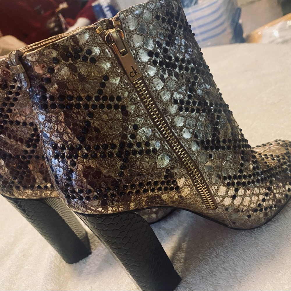 Almost Brand New  Ankle Boots By  CALVIN KLEIN - Size 5- Heel Height 4” - box 8